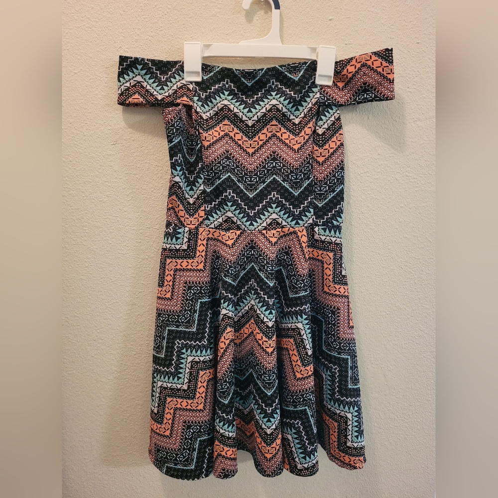 No Boundaries Dress size M(7-9)